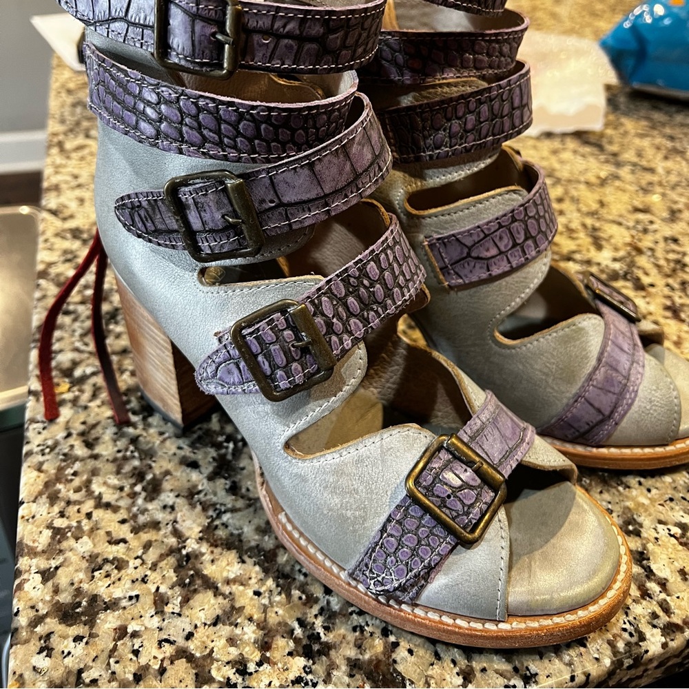 Freebird Bond Size 10 worn once